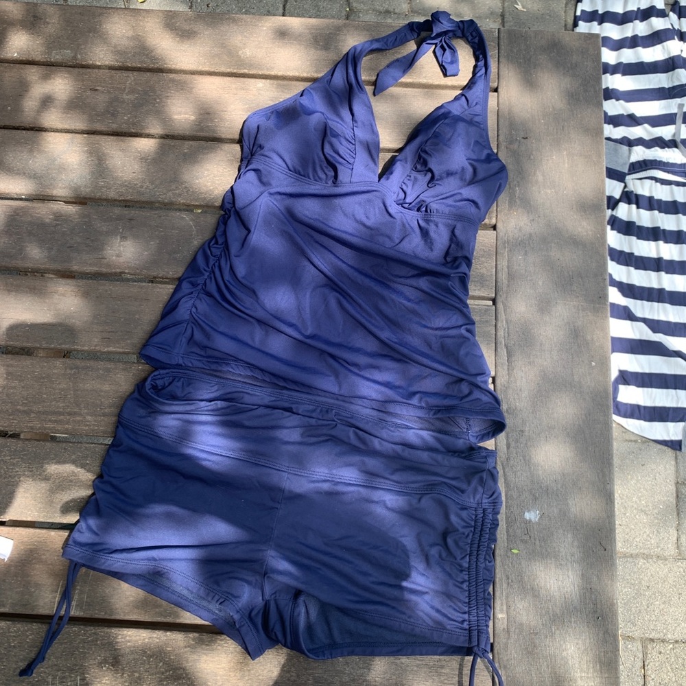 Athleta scrunch tankini shorts set. Navy Blue.